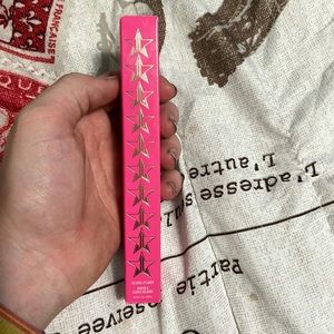 Velour lip liner in the Shade: Calabasas